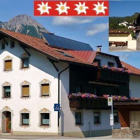 Pension Schoepf Arzl im Pitztal Bagian luar foto