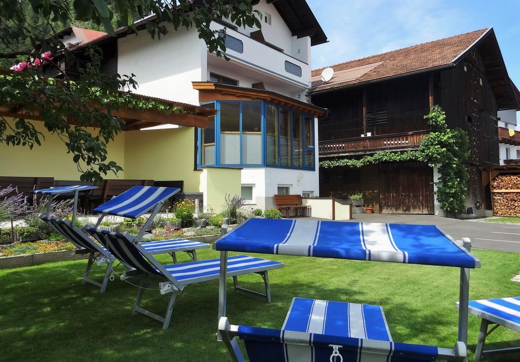 Pension Schoepf Arzl im Pitztal Bagian luar foto